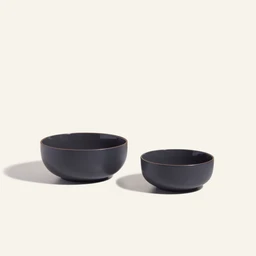 black_serving_bowls_993d2465-ef27-441e-9267-1a83bac281de