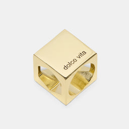 DOLCEVITA-SCARFGOLDCHARM_e805bb36-0986-473c-9fae-01fa71147142