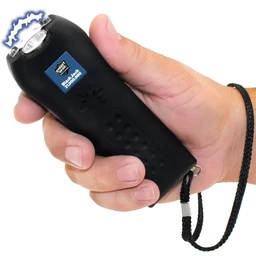 Streetwise_Black_Jack_120dB_Stun_Gun_Alarm_21M_in_hand