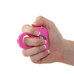 Streetwise_Sting_Ring_Rechargeable_Stun_Gun_18M_pink_on_hand