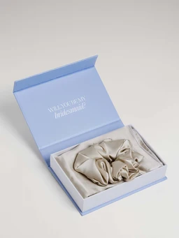 Bridal_Collection_2022_SilkPillowScrunchie_5