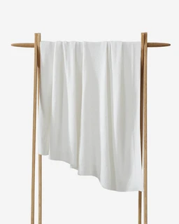 Sunday-Citizen_Cloud-Cool-Throw_Off-White_2_73071e46-6060-40c9-8e6c-b2ad14a4ea81