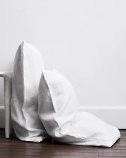 WHITE_PRODUCT_02