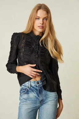 LT549-1489-JACQUETOP-BLACK-000_9e56ff1a-1ae6-44f0-a0ce-8a6607940d7b