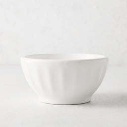 white-ceramic-latte-bowl