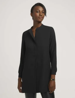 popover-blouse-with-covered-placket-and-side-slits-anneblack_10738920-3QK_front_fe3144cb-8b7c-48bf-83fe-45cc17223f90