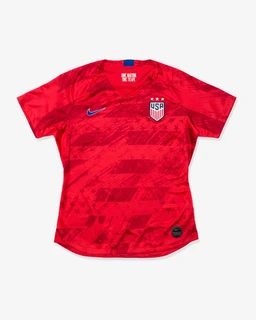 apparel_tshirts_nike_womens-us-stadium-jersey_AJ4397-688.view_1