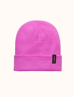 GWPBeanie_Pink_PDP_09_2021_0202_GamutPlate-copy
