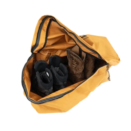 canvas-cutter-locker-open-boots