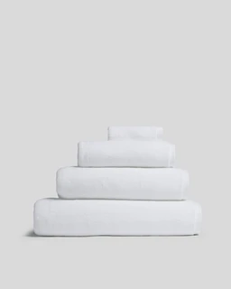 organic-plush-towels-white_01_e38c15a4-7f1f-4054-af37-2ce3f04bccfc