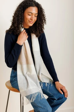 Womens-Cashmere-Woven-Scarf-Cream-Gray-Tan-Plaid-017-Lifestyle
