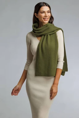 olive-cashmere-ribbed-scarf-066-2