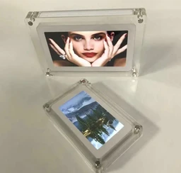 Digital Photo Frames