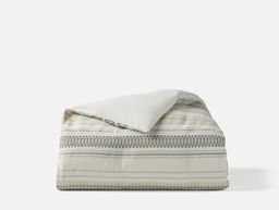 FA26_LostCoastOrganic_DuvetCover_SoftWhitewDeepGraphite_3256