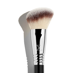 F43-Soft-Angled-Cheek-Brush-03