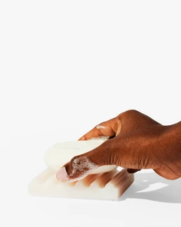 glossier-wavytray-carousel-01