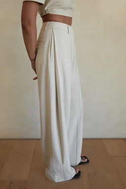 Pant-10389_Pelican-1