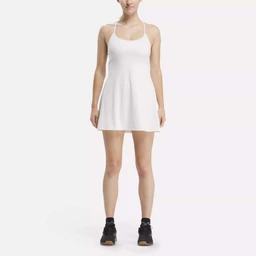 100076182_F_Model_eCom