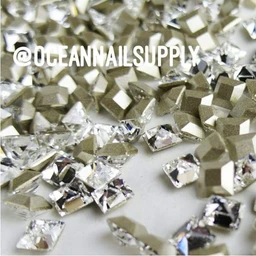 4428-swarovski-pointed-pyramid-fancy-collection-crystal-4-mm-10pcs-jet-sale-shape-silver-night-crystals-oceannailsupply-fashion-accessory-836