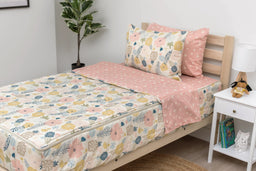 blossoms-floral-print-bedding-unzipped-3