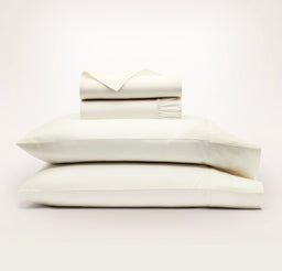 signature-sheet-set-cream-folded-stack