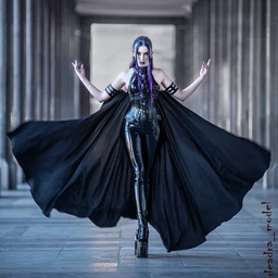 daedra_model-426-standard-pvc-black-woosh-cape-_1