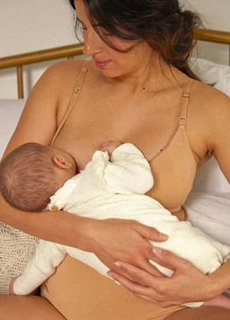 PDP_EssentialPumpingNursingBra_2_0e96f6da-7caa-4af2-8511-3b5295256b2f
