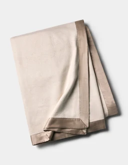 251010_BambooBlanket_OatDriftwood_AltSilo_1939_large_2d9ed5fc-bdd7-49fa-af26-44446c05381e