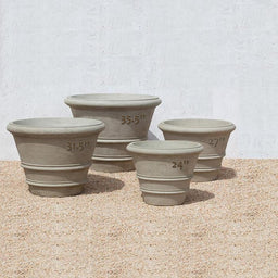 Classic_Rolled_Rim_Garden_Planters7_86463c0d-5936-4972-877f-6463cbbd8f81